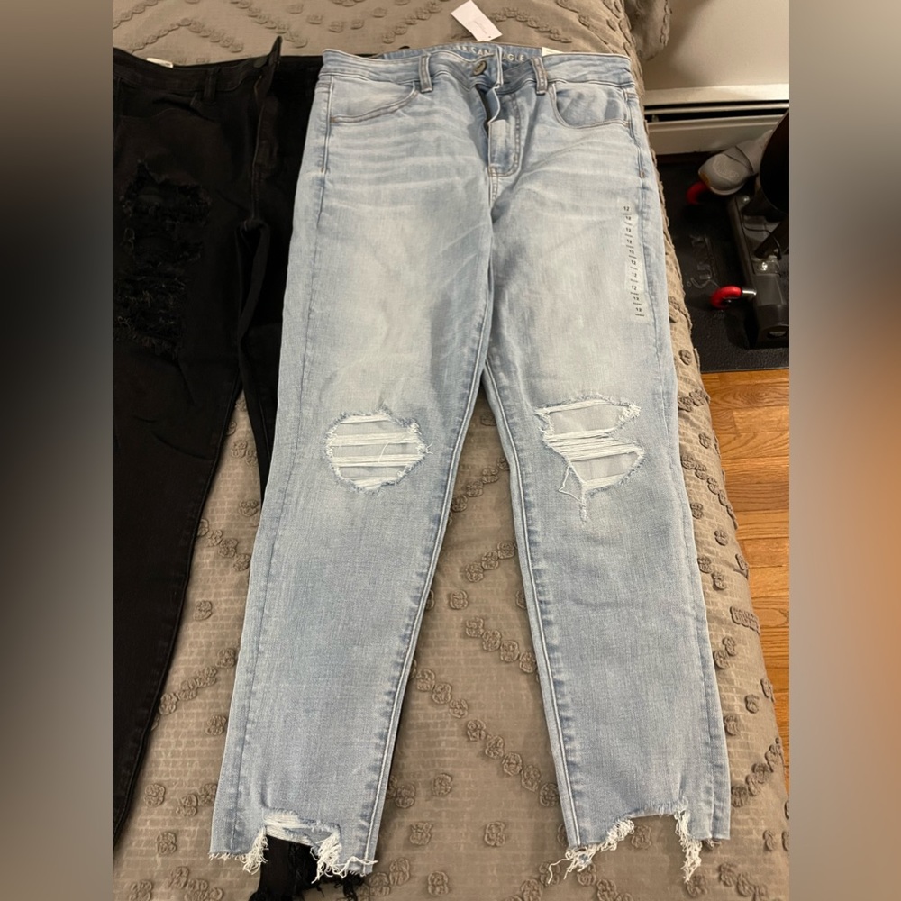 American Eagle Jeans - Picture 6 of 6